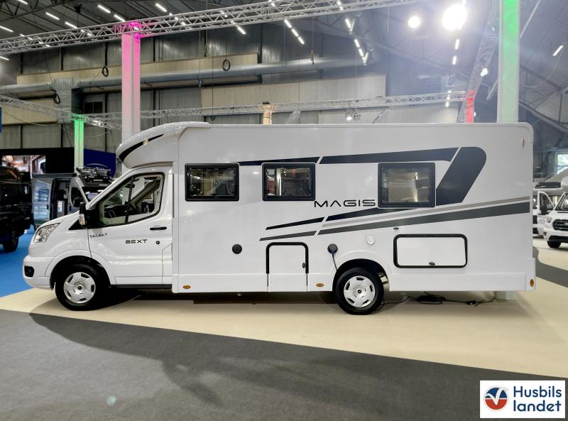 Magis 82 XT automat, Alde, toalett i akter.