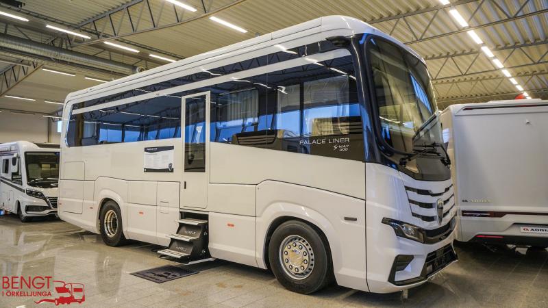 Palace Liner 93MB - IVECO S-Way - 190 S40