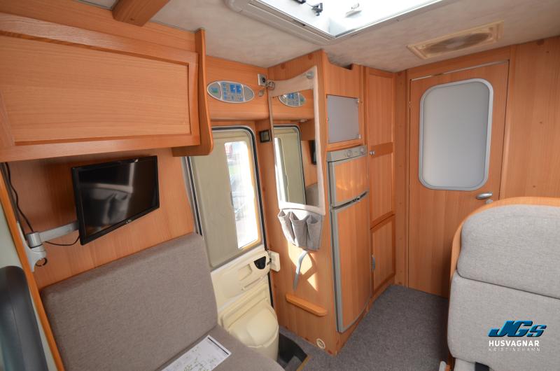 McLouis Tandy 670