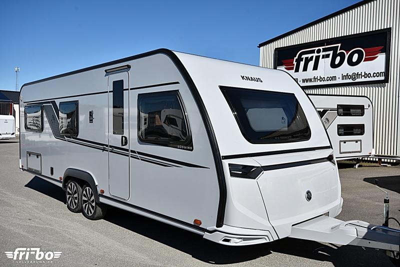 650 UDF Südwind Black Selection, Barnkammare