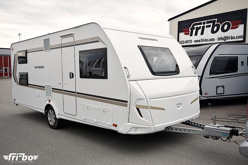 550 UK CaraOne, Barnkammare