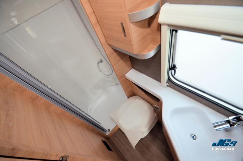 Knaus 580 UF Südwind Black selection